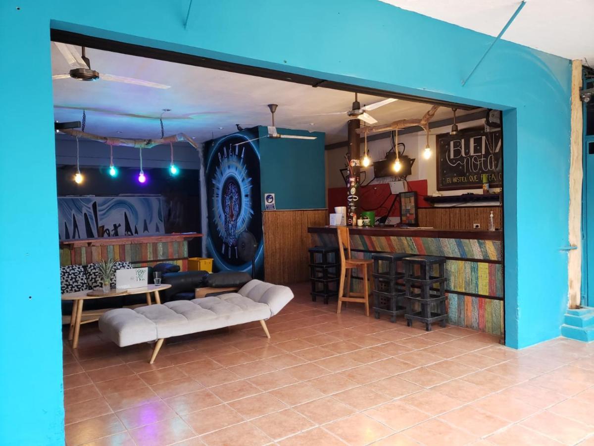 Buena Nota Hostel Jacó Exterior foto